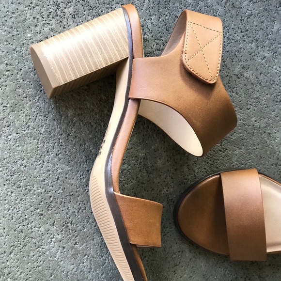 Restock Soda Cognac Brown Stacked Wood Heel SANDAL - Picture 8 of 9
